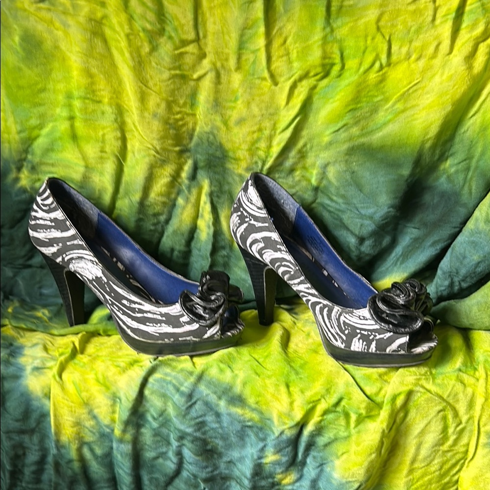 Madden Girl Karlla Black and White Women's Heels with Floral Accent